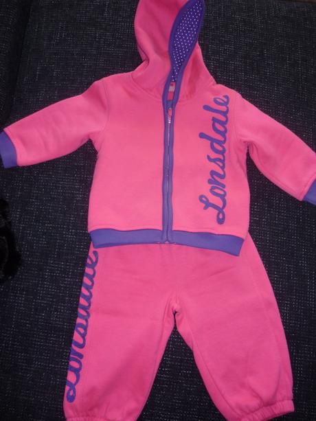 Pekná súprava pre dievčatko, lonsdale,86