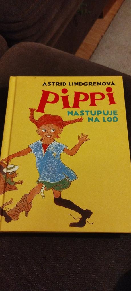 Pipi nastupuje na lod,
