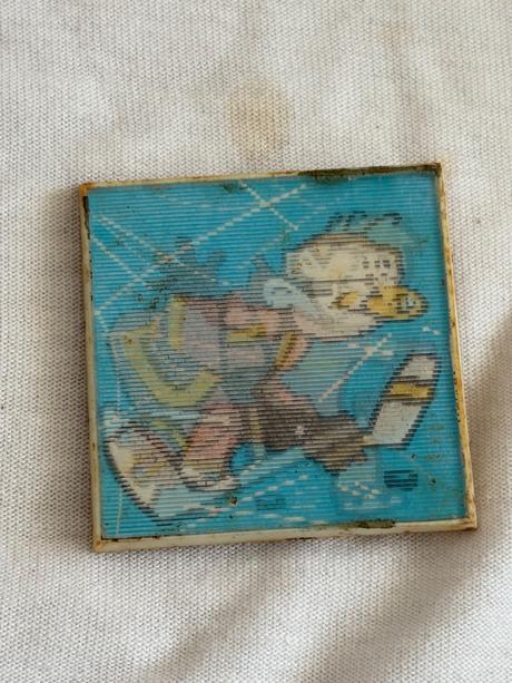Vintage stara krasna brosna detska meniaca obrazky,