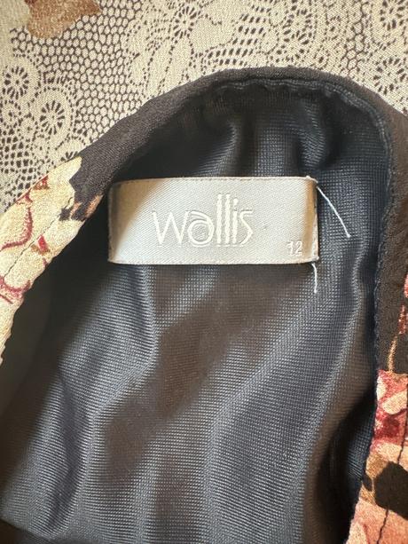 Elegantná sukňa., wallis,40