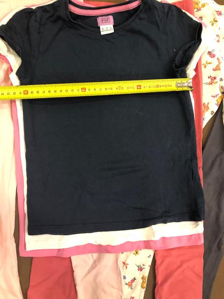 Tričká a legíny, 122–134