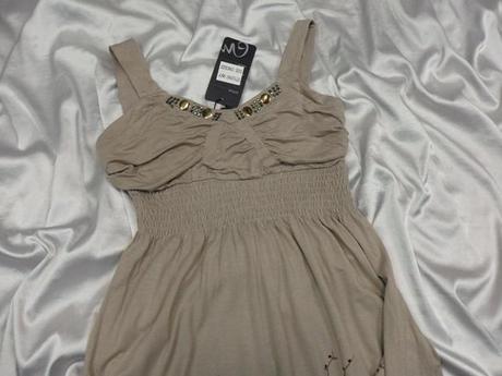 Kvalitné letné šaty, s