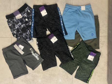 Kraťasy vel. 134/140, 128 / 134 / 140