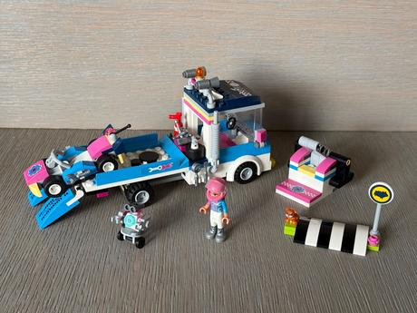 41348 lego friends servisný voz,