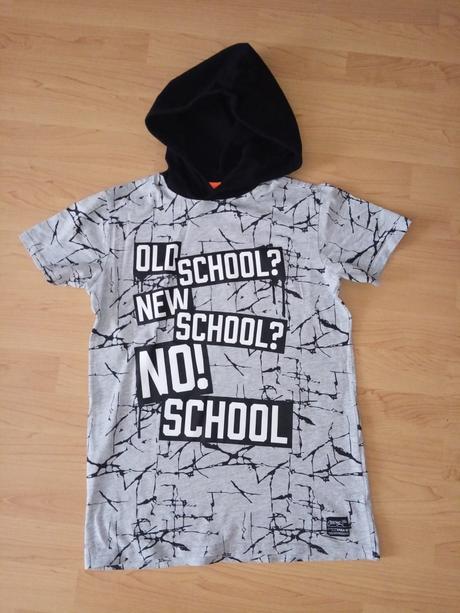 Tričko s kapucňou, chapter young,158