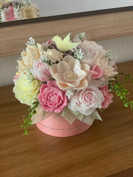 Mydlova kytica gratulačná, 