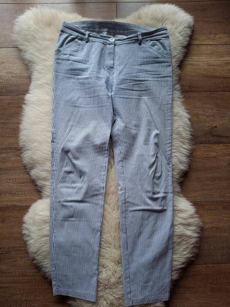 Uzasne elasticke zostihlujuce nohavice m-l, piazza italia,l