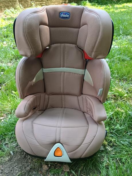 Chicco autosedačka oasys 2-3 na  15-36kg, chicco