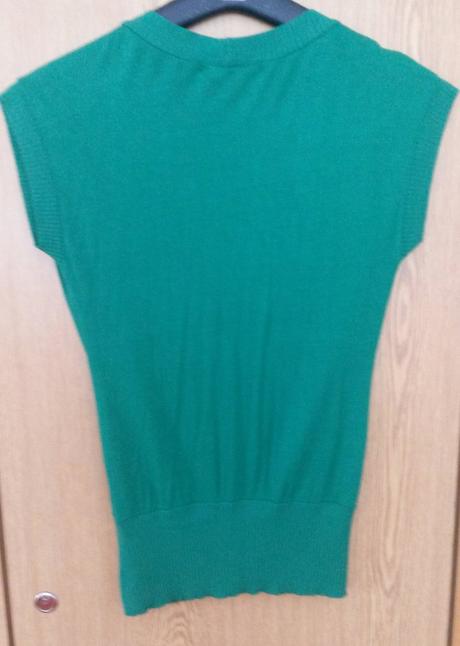 Dlhsi top / tricko / tunika - velky vystrih, bershka,s