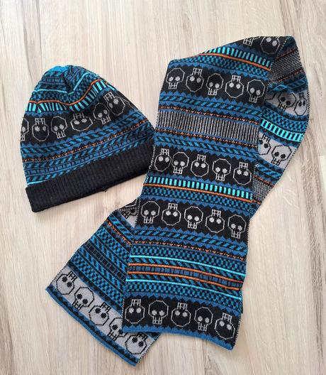 Čiapka+šal h&m, h&m