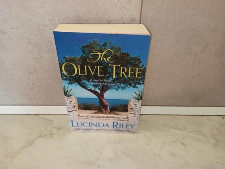 Lucinda riley - the olive tree, 