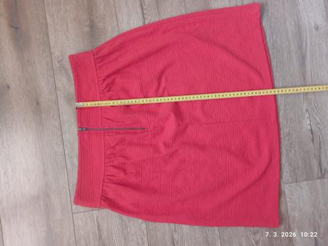 Teplejšia sukňa (už s poštovným), l