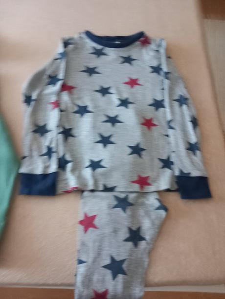 Predám pyžamo, h&m,122