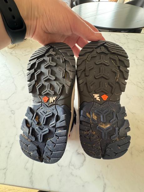 Turisticke topánky 29, quechua,29