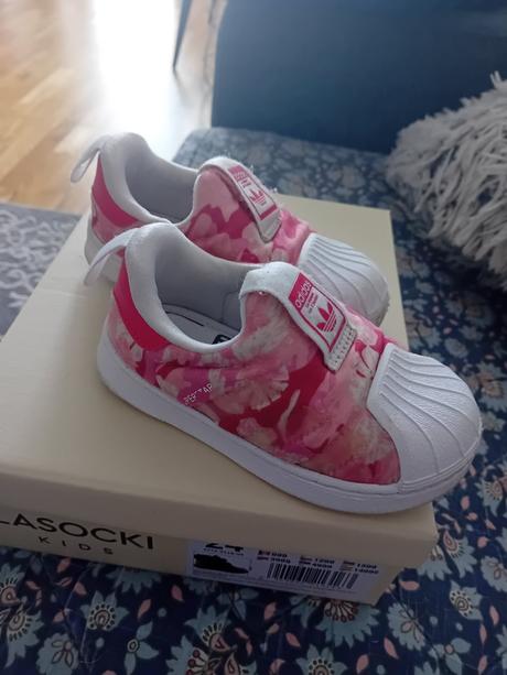 Topánky superstar, adidas,22