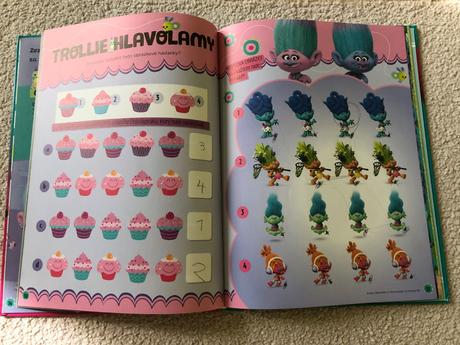 Postavicky trollovia - 5ks + knizka na cely rok,