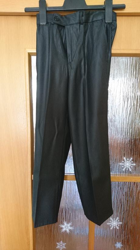 Chlapčenský oblek, 116