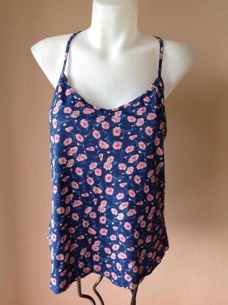 Top /43, new look,40