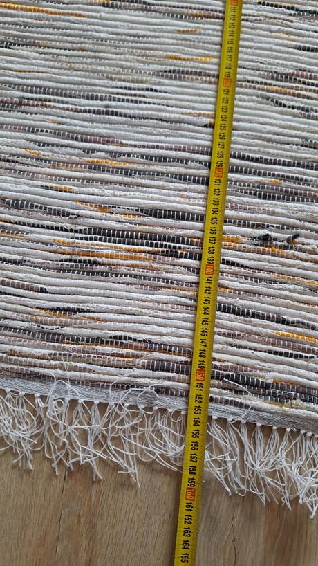 Ručne tkaný koberec, 