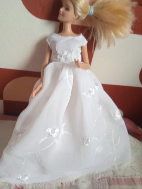Šaty pre babiku barbie, 