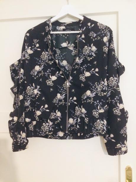 Bundicka s volanom, reserved,36