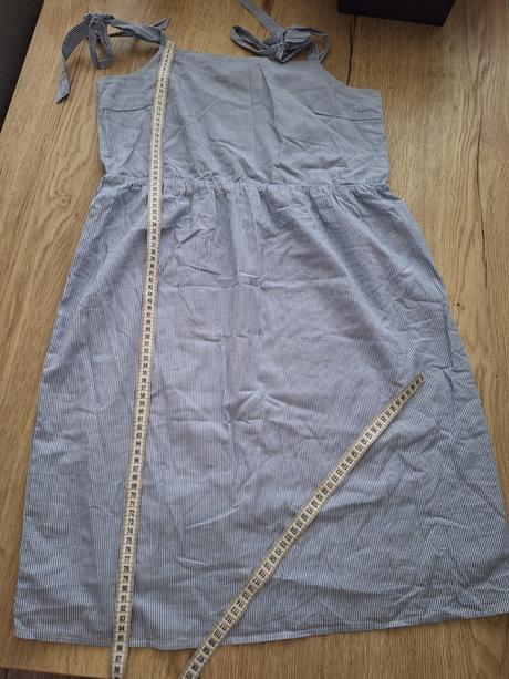 Šaty zn. vila, 40