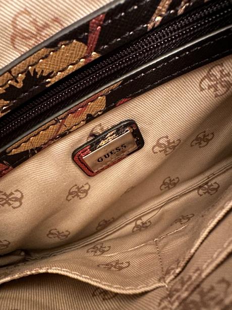 Guess-listová kabelka, guess