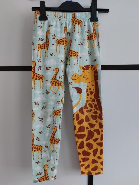 Legíny c&a , dedoles, c&a,140