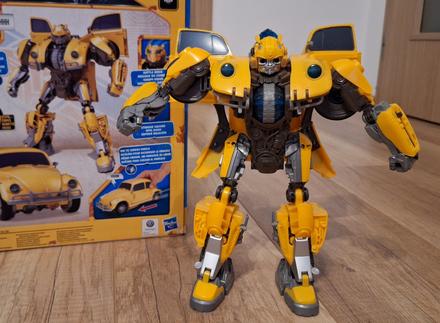 Bumblebee transformer, 