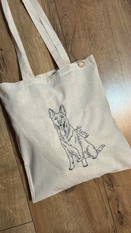 Plátené, ručne vyšívané tašky, 