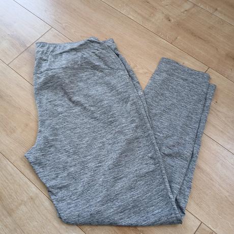 Športové tepláky/legíny, l