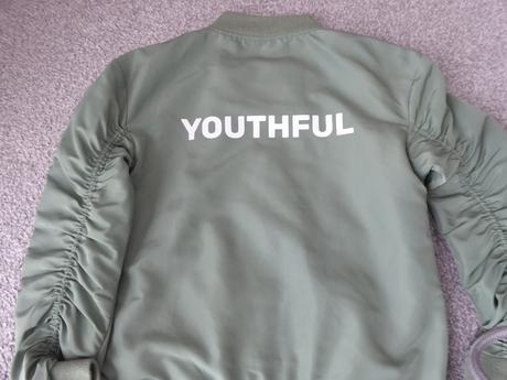 Zelená bomberka, reserved,140