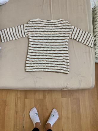 Háčkovaný sveter pulover, reserved,s