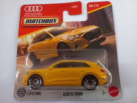 Hot wheels- 1987 audi quattro, 94 audi avant rs2, 