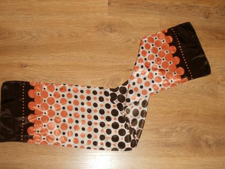 Balíček šatiek + malinká kabelka,