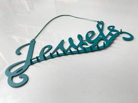 Vešiaky na šperky, 