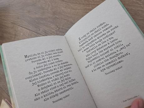 Som idealista knihy,