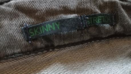 Nohavice zn. benetton, vel. 146, benetton,146