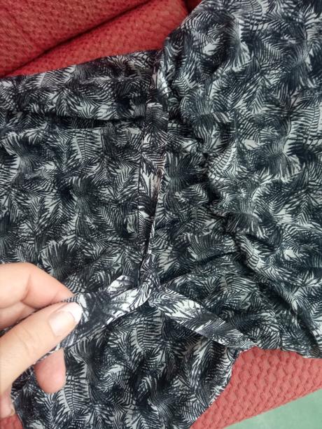 Blúzka s látkovým opaskom, okay,l