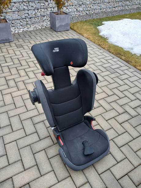 Autosedačka, britax