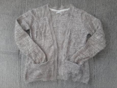 Sivý sveter 146/152., 146