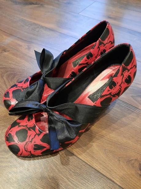 "strašidelné" topánky, 40