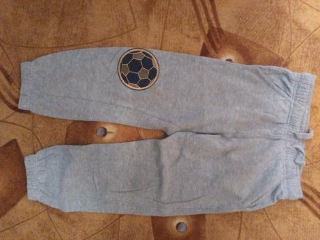 Chlapčenské tepláky, 122