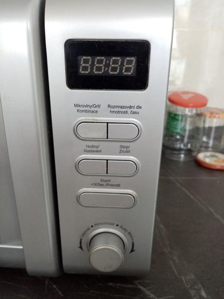 Mikrovlnná rúra eta klasico, eta