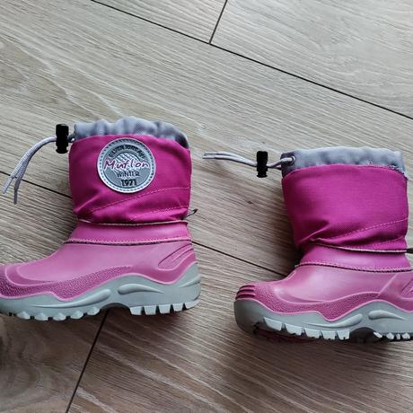 Snehule muflon, ren but,22