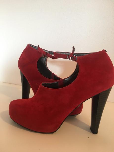 Kotníkové topánky, 39