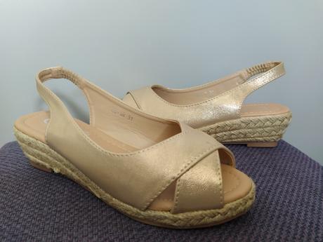 Sandálky-zadarmo k nákupu, 28 / 29 / 30