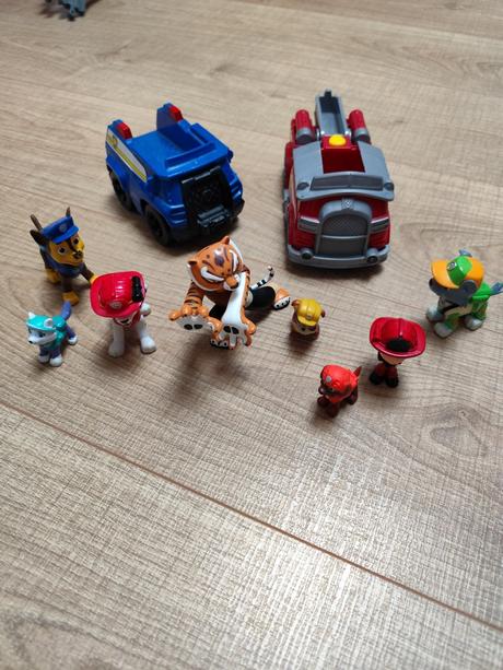 Postavičky paw patrol a maznáčikovia, 
