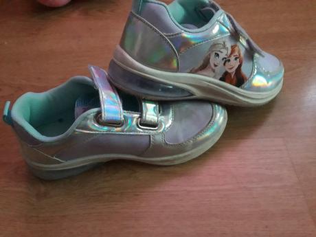 Botasky elza, disney,31