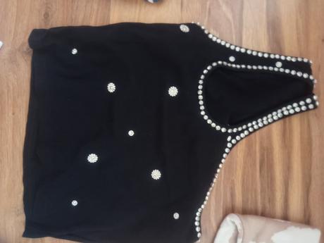 Balík oblečenia, m